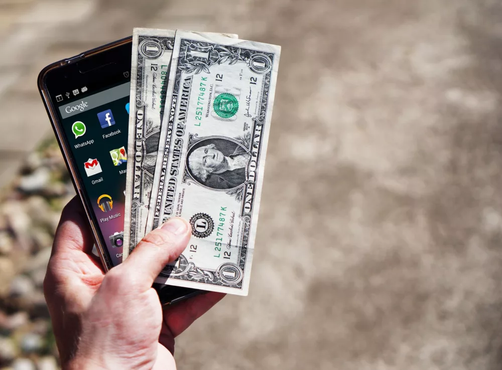 A Deep Dive into the Instanova Loan App: Is It the Right Financial Tool for You?